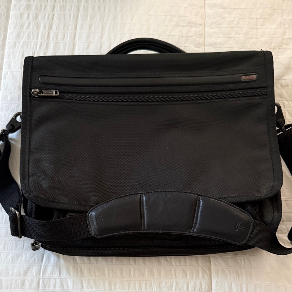 Tumi Men's Messenger Bag